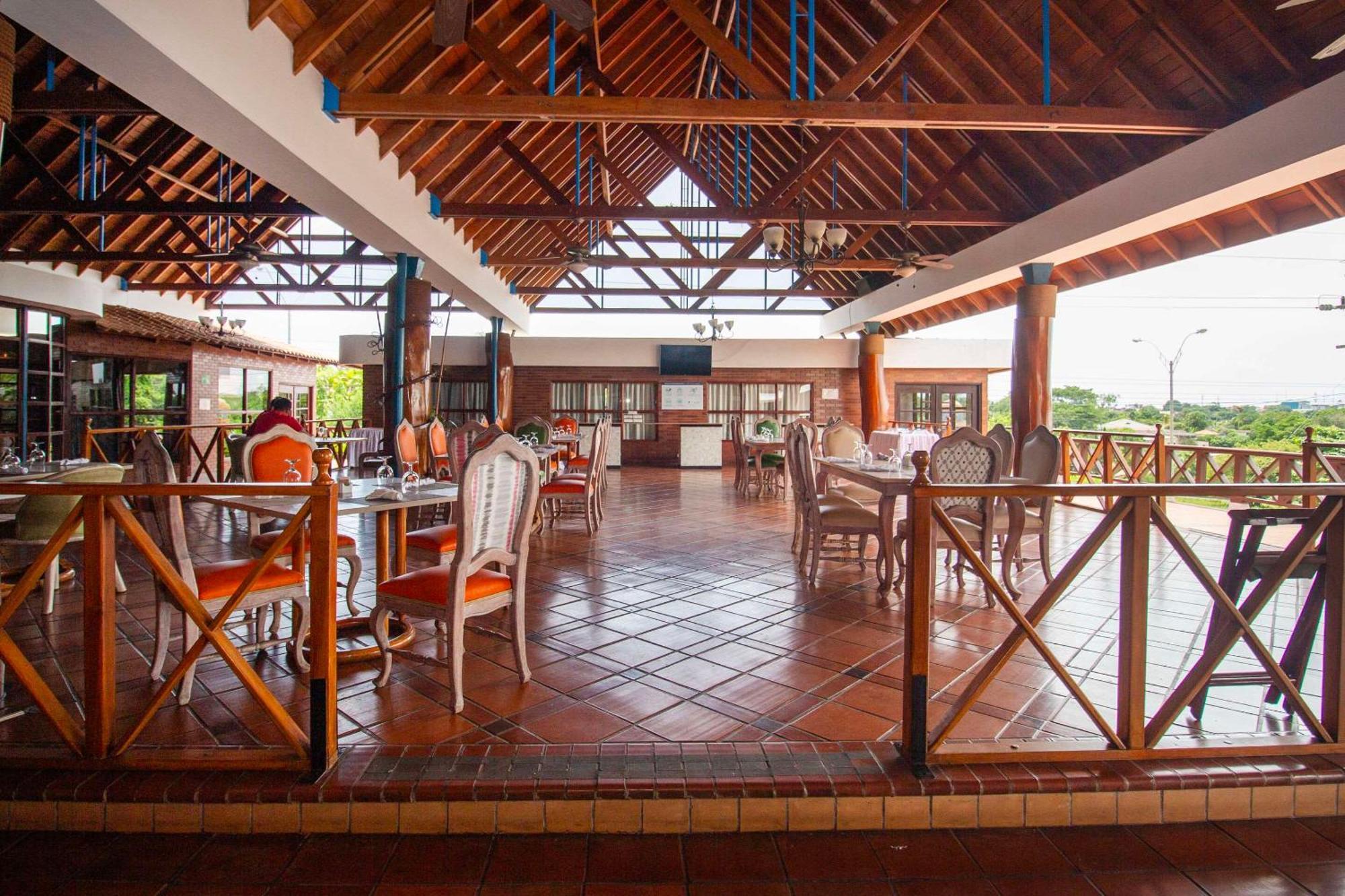 Hotel Faranda Guayacanes, A Member Of Radisson Individuals Chitre Exterior photo